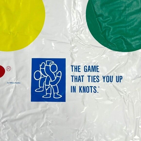 VINTAGE '98 Twister Milton Bradley Party Game Complete w Mat Spinner Instruction - Picture 7 of 16